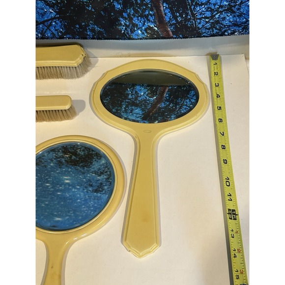 Vintage Hand‎ Mirrors & Accessories Lot (some Are Ivory Pyralin) - Picture 2 of 11
